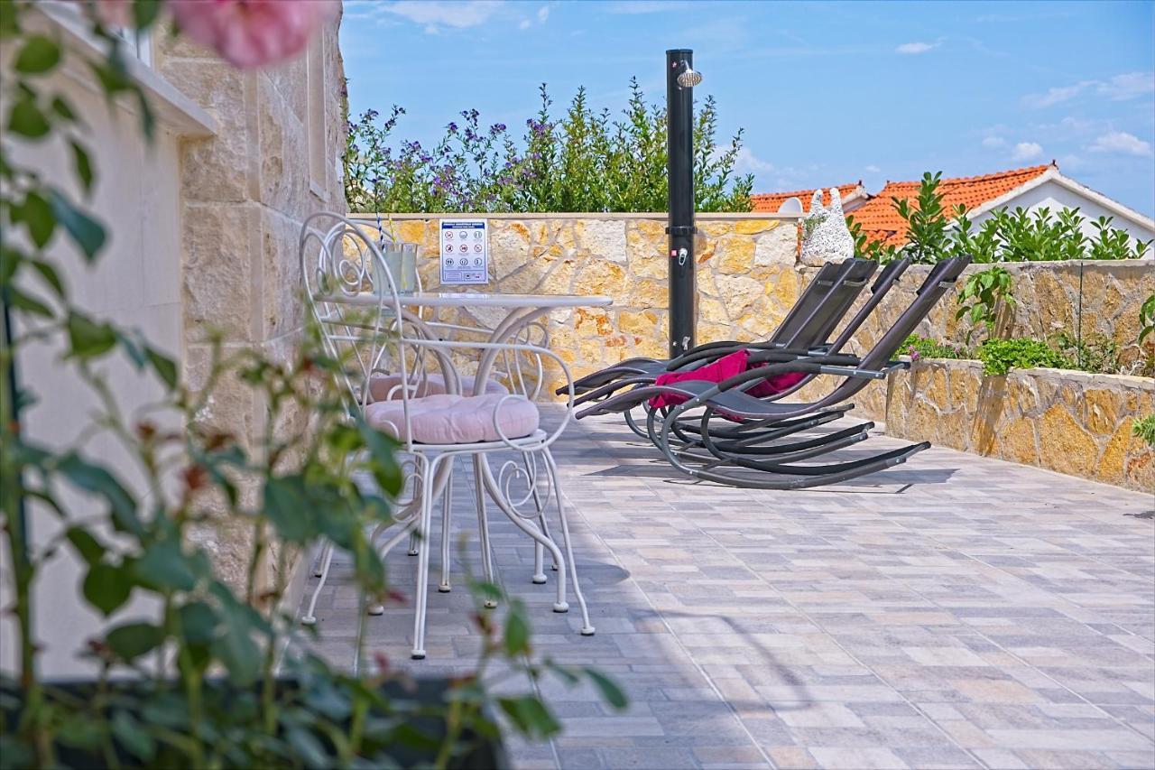 Luxury Apartment "Blue Diamond" Postira Exterior foto