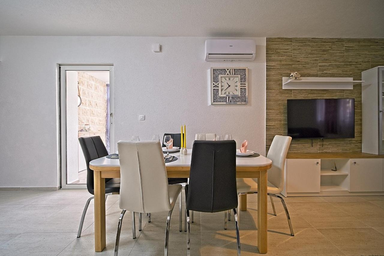 Luxury Apartment "Blue Diamond" Postira Exterior foto